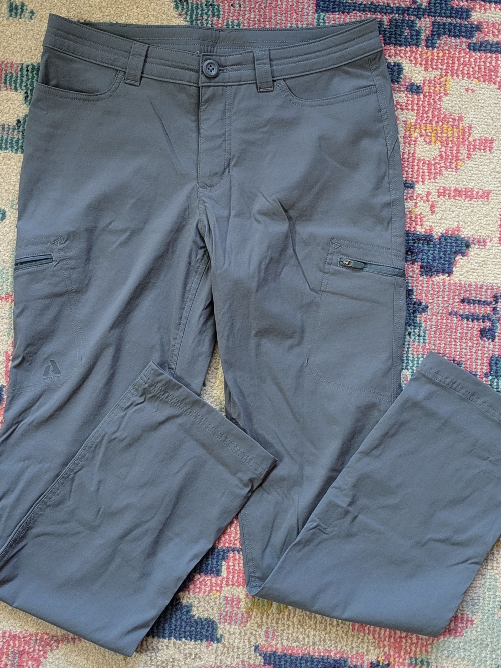 Eddie Bauer First Ascent Guide Pro Hiking Pants, Women's Size 4, Grey